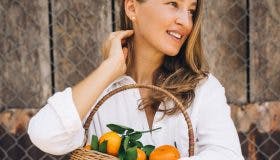 Get Youthful Skin With These 5 Anti-Ageing Foods