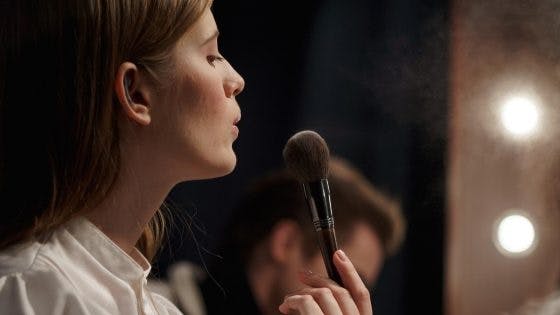 How To Clean Your Make-Up Brushes In 5 Simple Steps