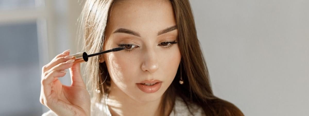 A Guide to the Best Waterproof, Smudge Proof and Water Resistant Mascaras