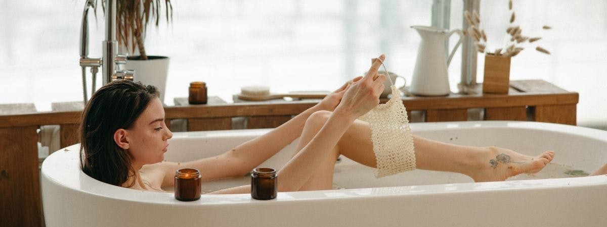 The Ultimate Guide To Removing &#038; Exfoliating Dead Skin From Your Whole Body
