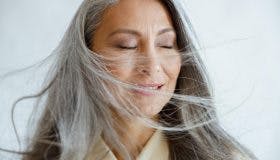 Holistic Ways to Manage the Menopause