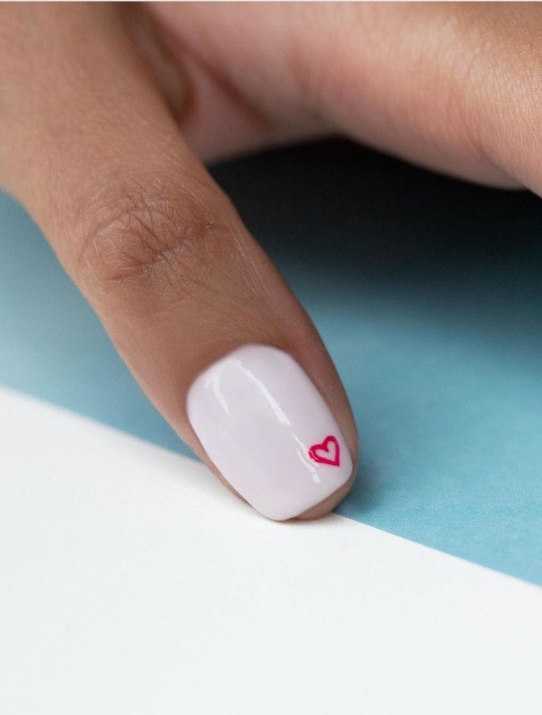 minimalist heart nail art 