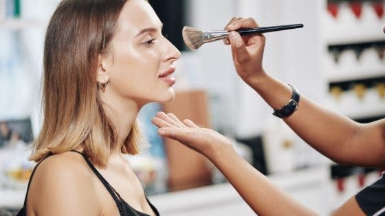 How to Use Setting Powder the Right Way