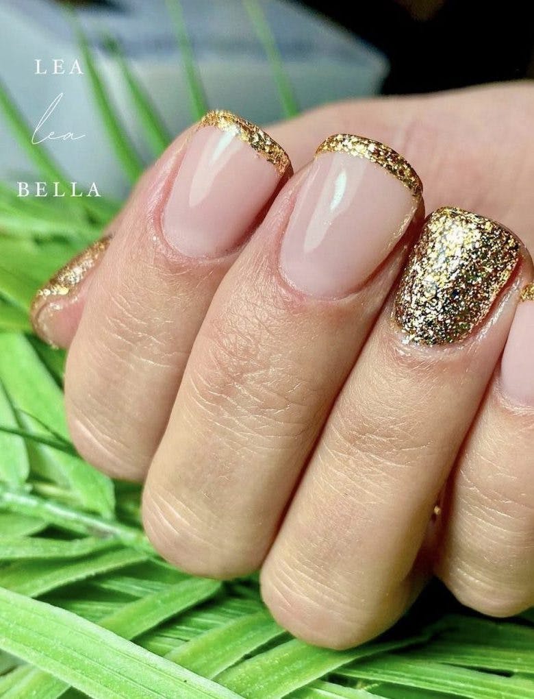 spring nails gold tips