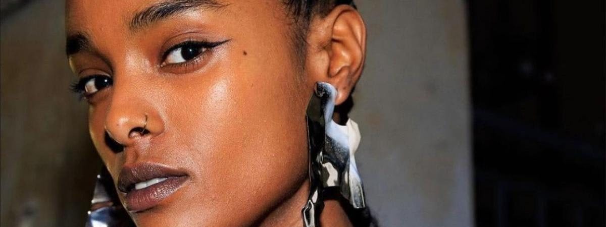 How To Do Eyeliner: A Make-Up Artist’s Tricks