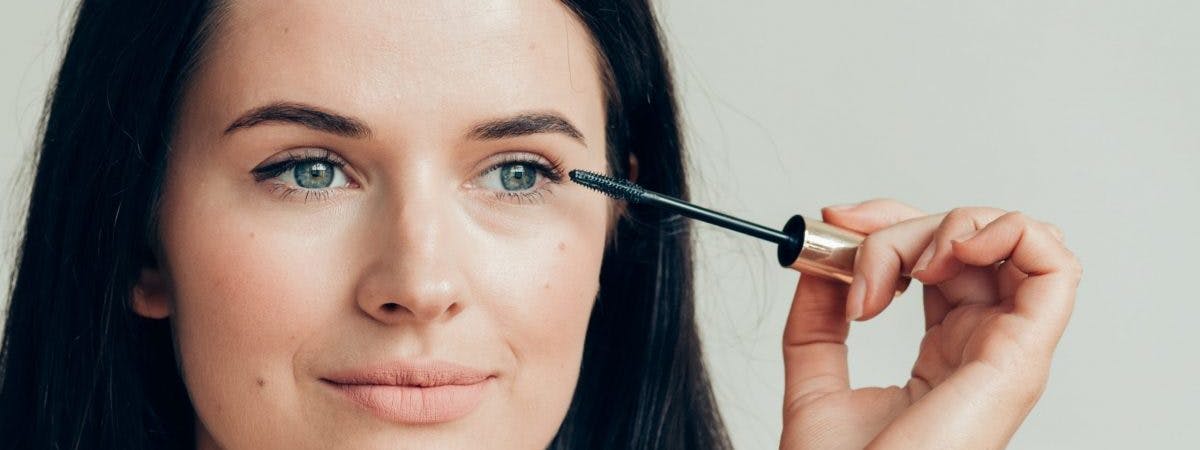 Sensitive Eyes? Try Out These Hypoallergenic Mascara Options!