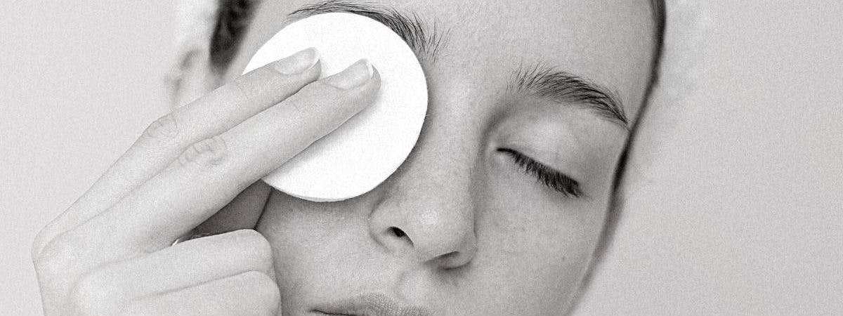 Eye Contour Guide: How To De-Puff, Soothe And Choose Eye Care Correctly